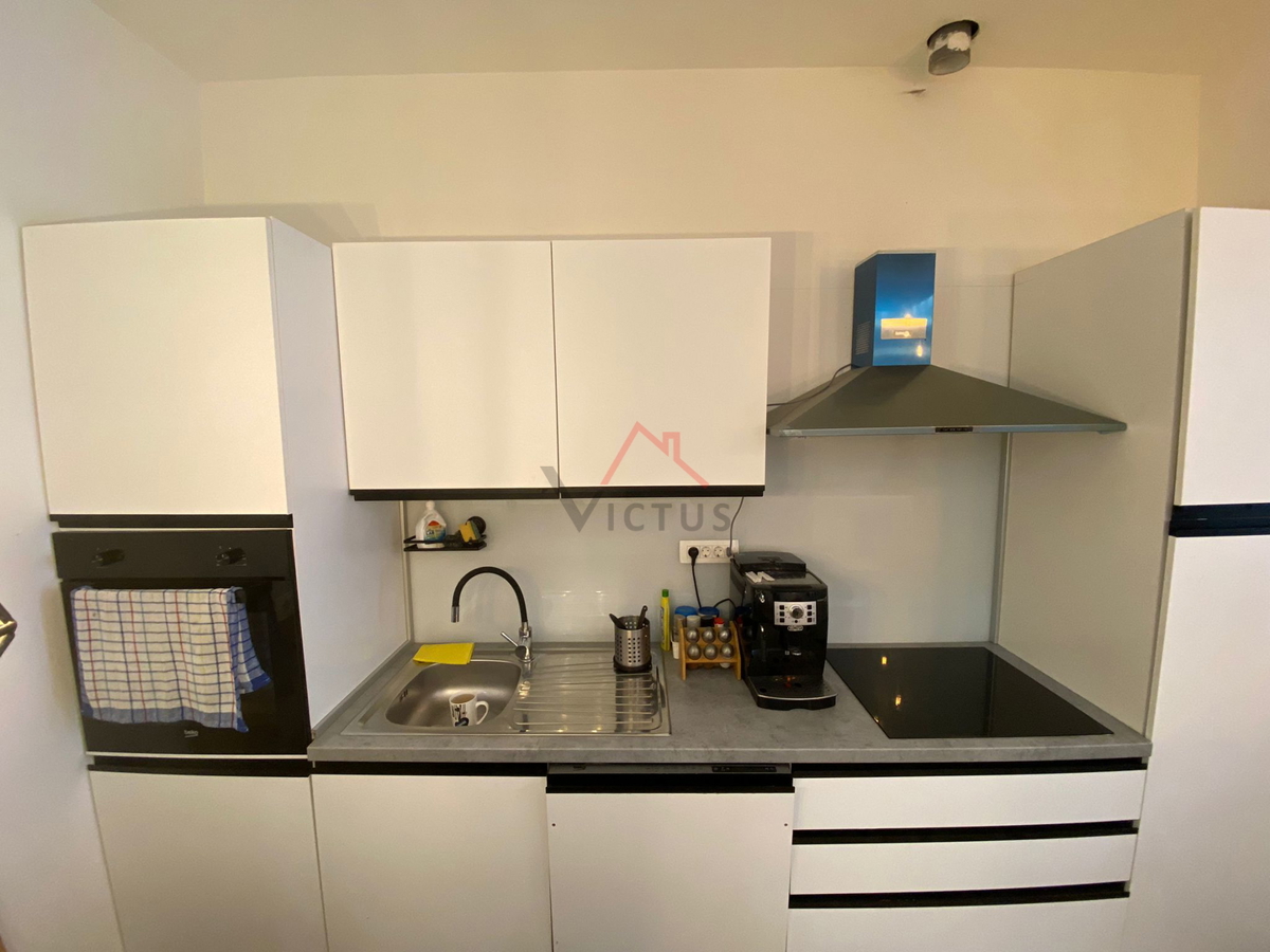 CRIKVENICA - 2 camere da letto, appartamento in centro, 68 m2