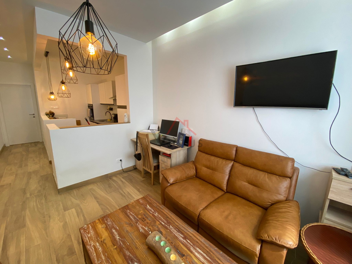 CRIKVENICA - 2 camere da letto, appartamento in centro, 68 m2