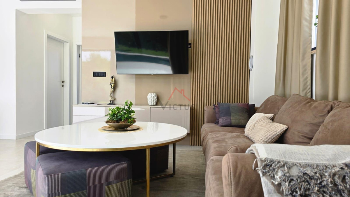 LABIN - Villa con piscina