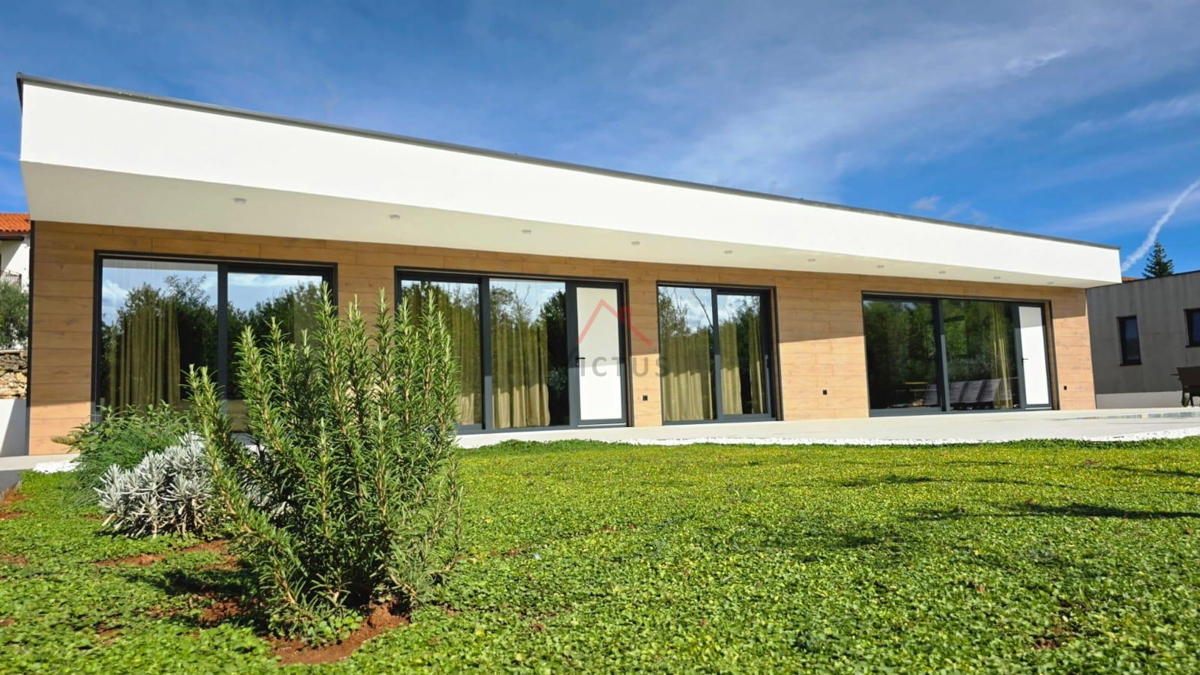 LABIN - Villa con piscina