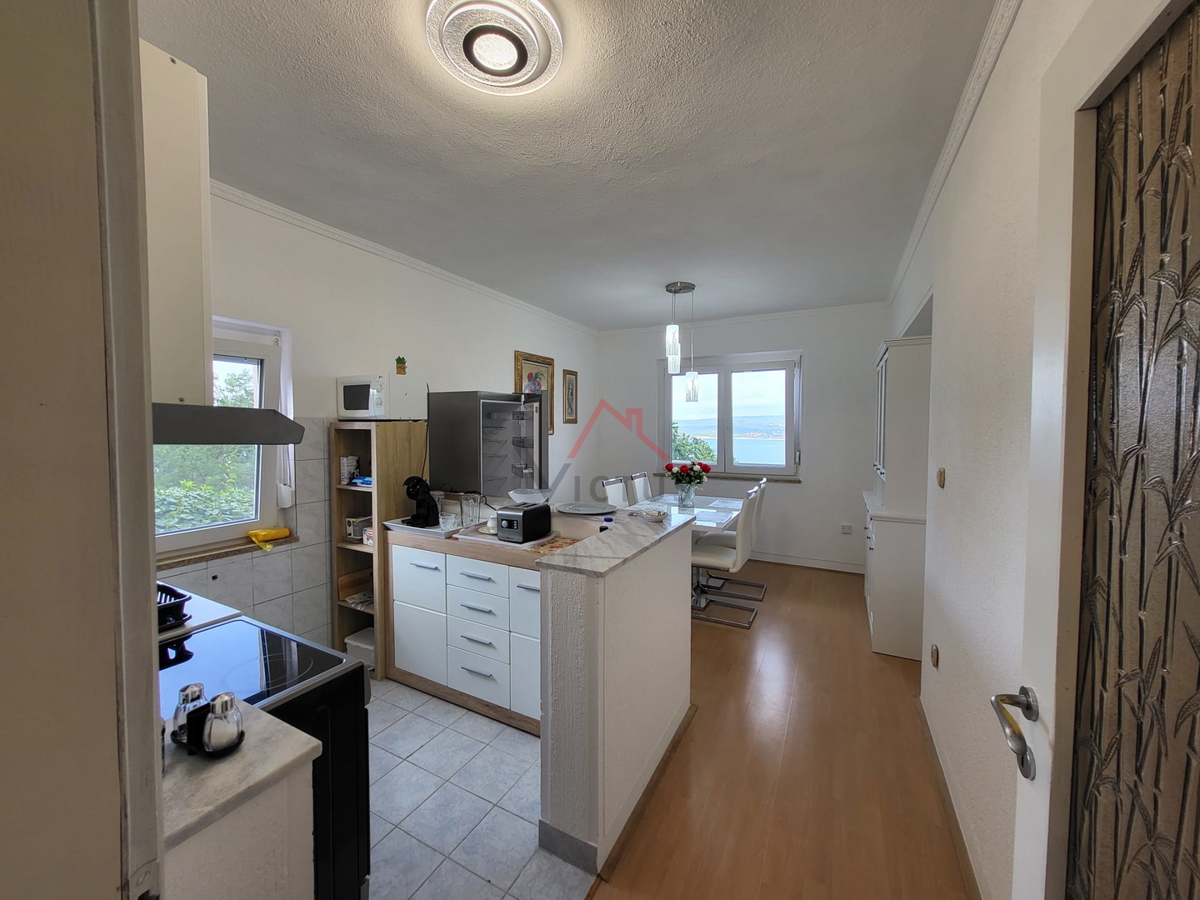 CRIKVENICA - Appartamento di 79 m2 con vista mare