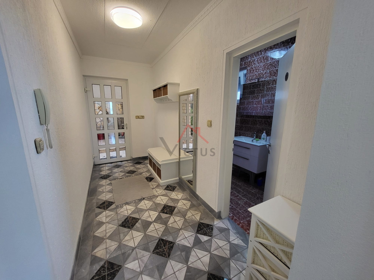 CRIKVENICA - Appartamento di 79 m2 con vista mare