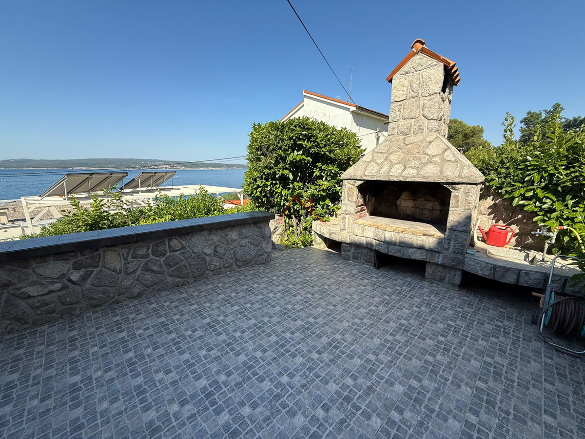 CRIKVENICA - 2 camere + soggiorno con angolo cottura, appartamento a 50 m dal mare