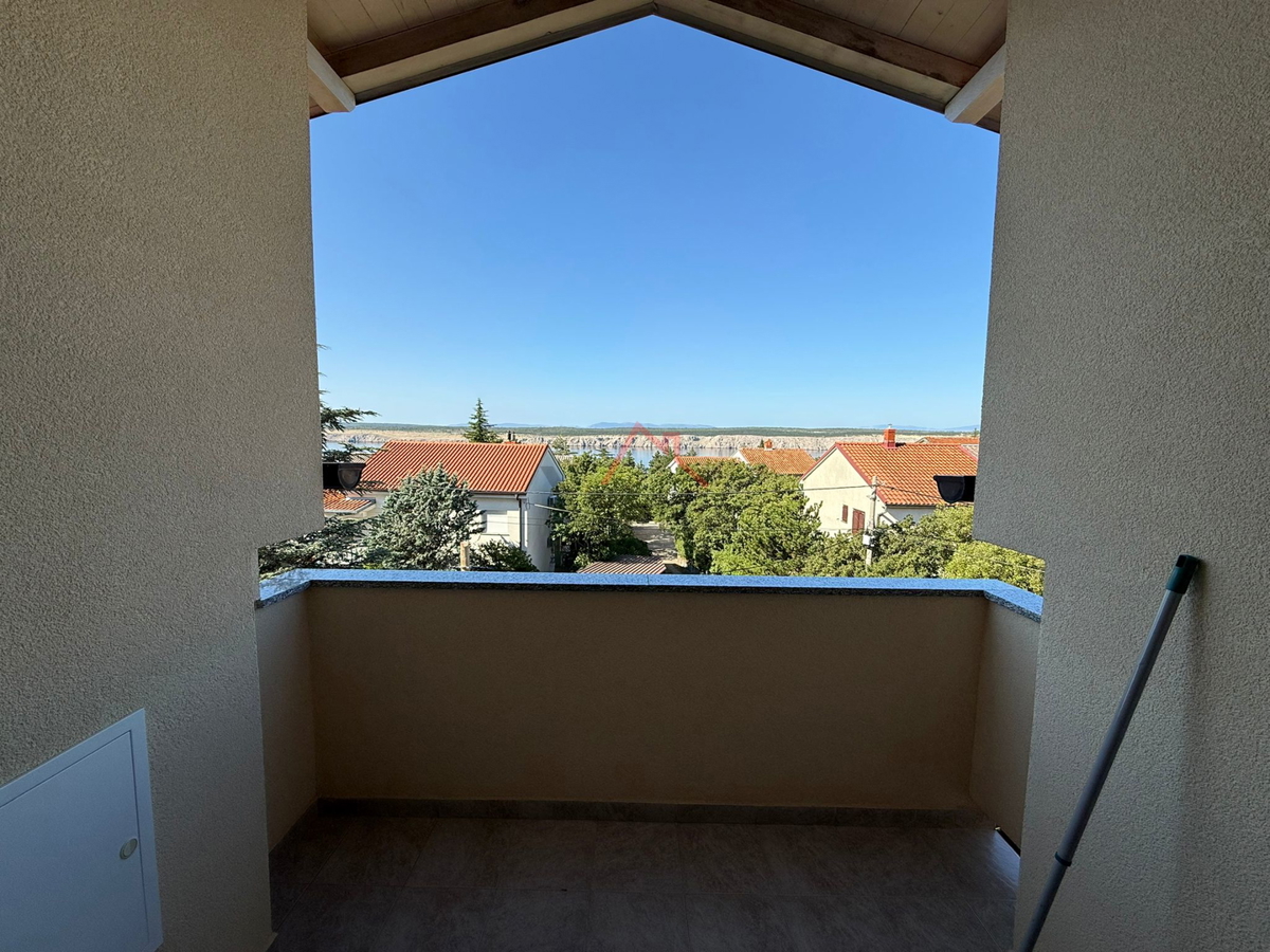 JADRANOVO - 3 camere + soggiorno, appartamento in posizione tranquilla, 102 m2