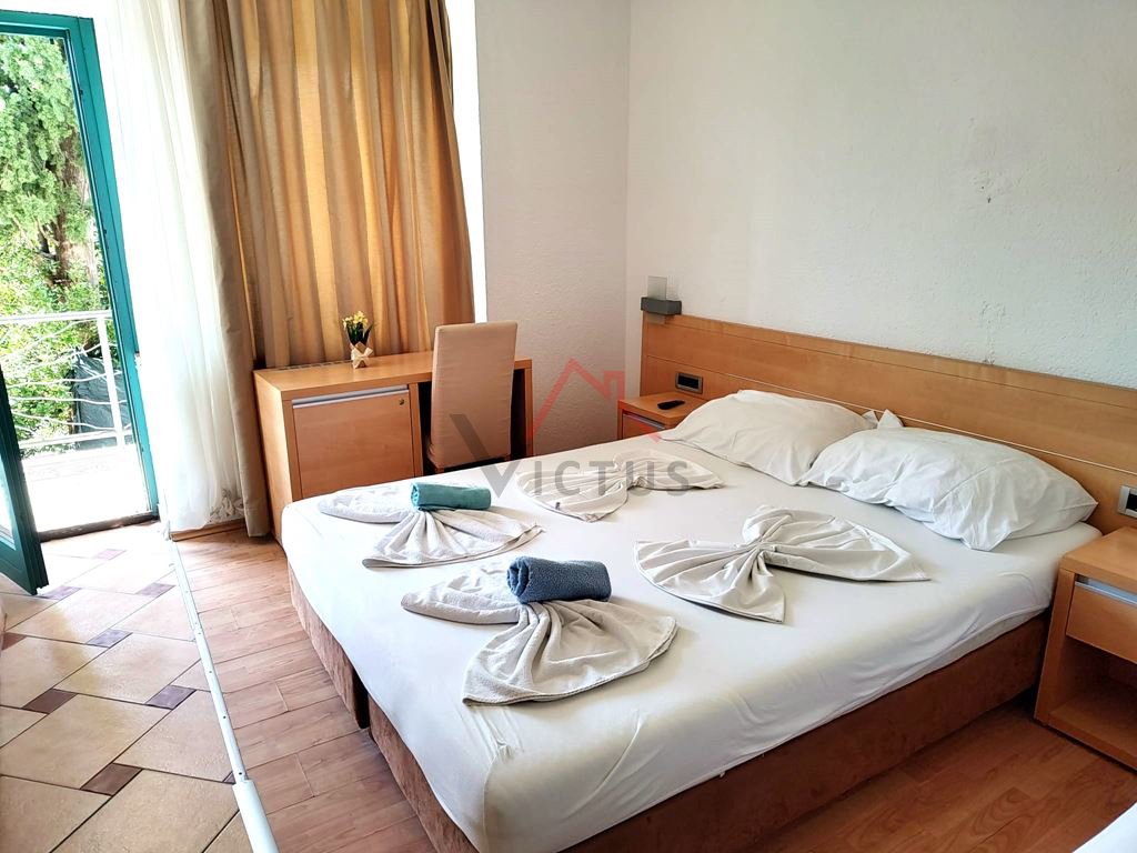 CRIKVENICA - Pensione con ristorante, a 30 metri dal mare