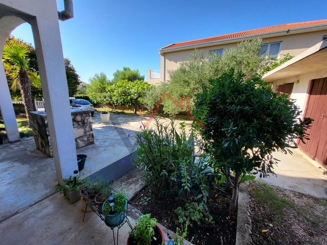 VRSI - MULO - Villa indipendente, a 100 m dal mare