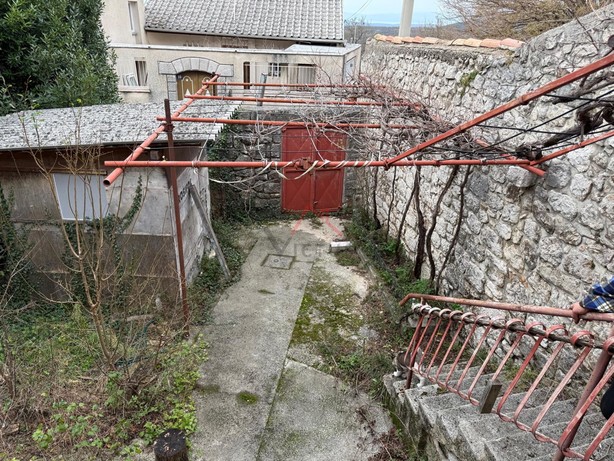 GRIŽANE - Antica casa in pietra