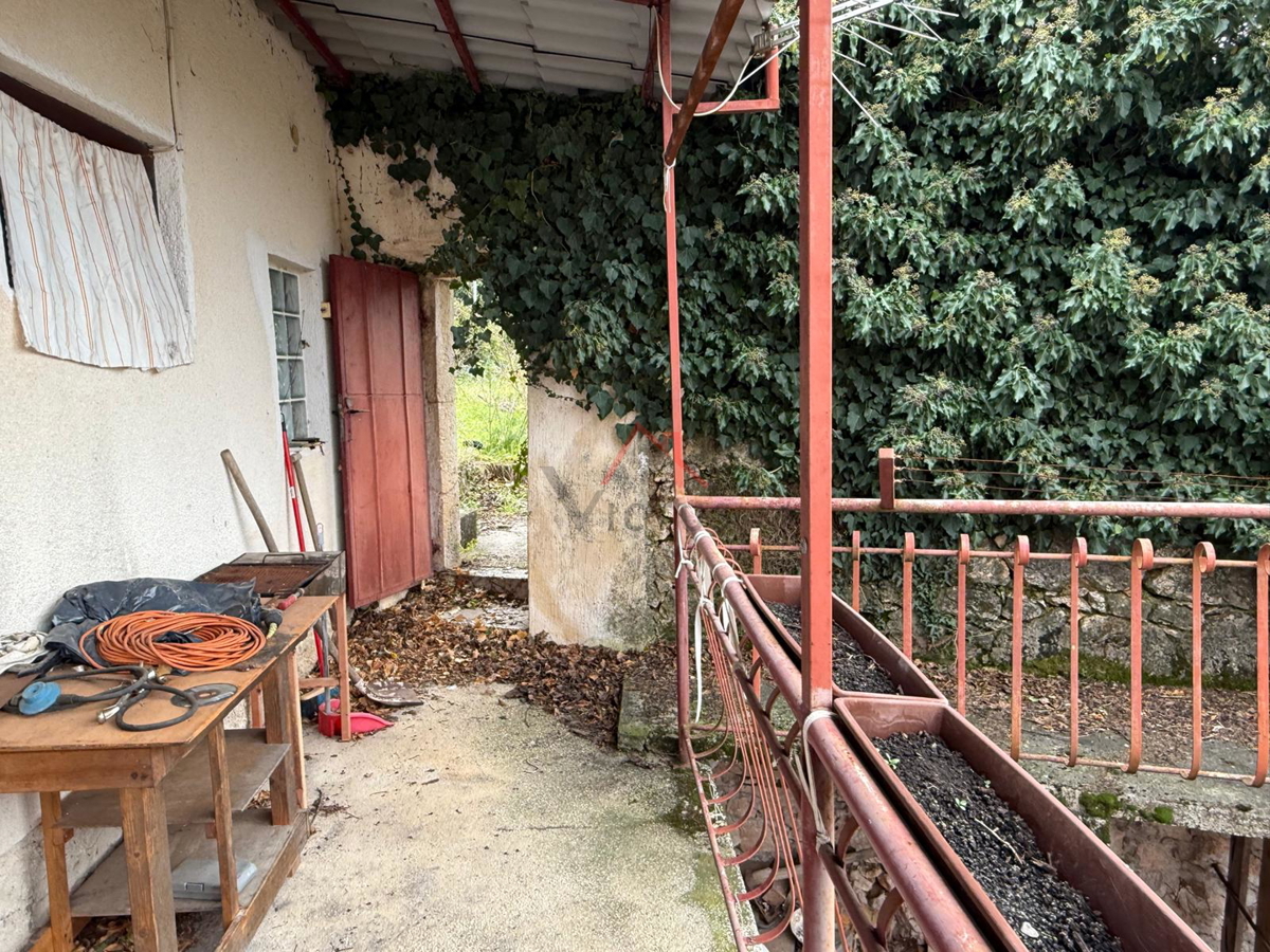 GRIŽANE - Antica casa in pietra