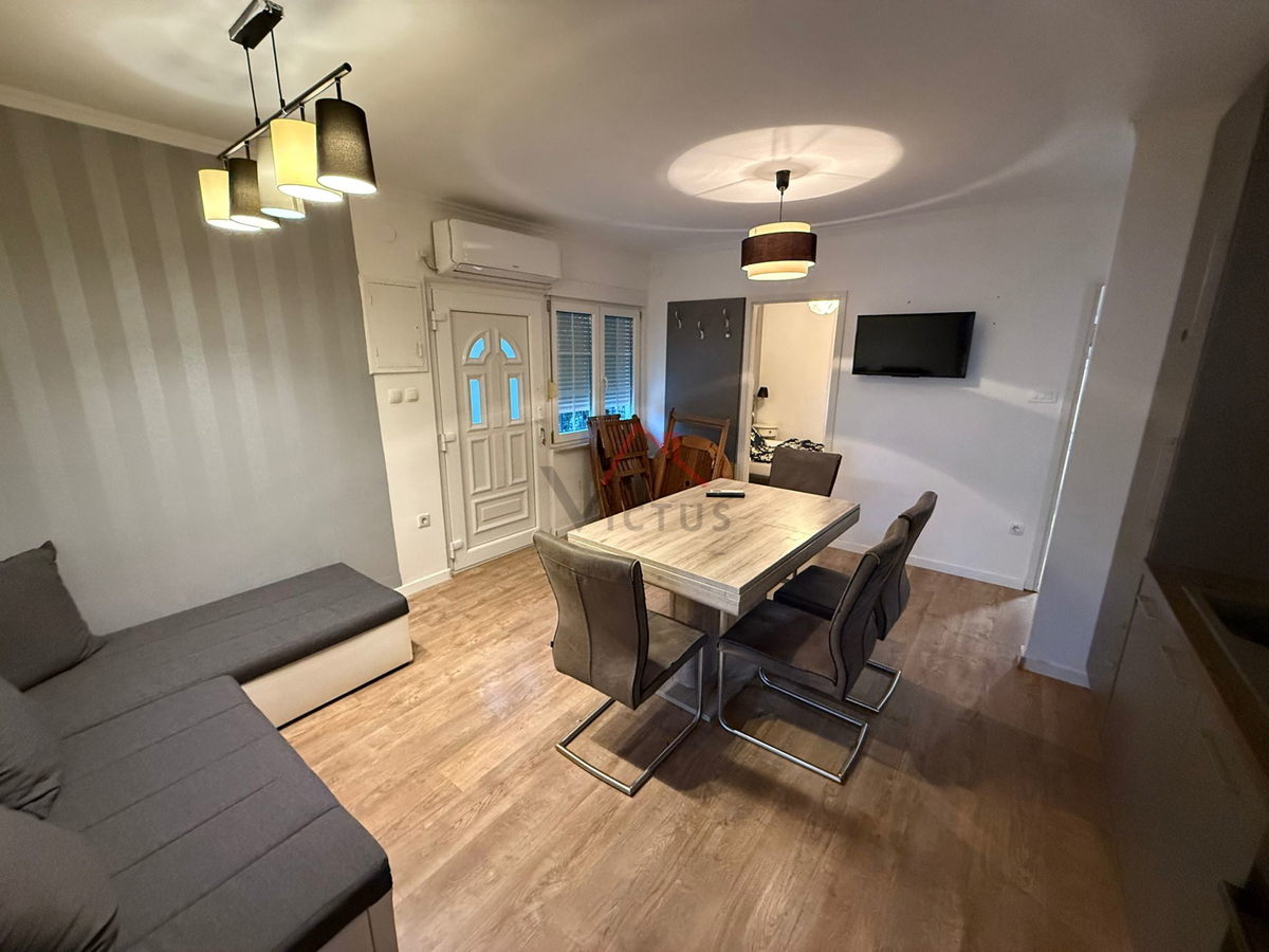 DRAMALJ - appartamento 2 camere + soggiorno, a 200 metri dal mare