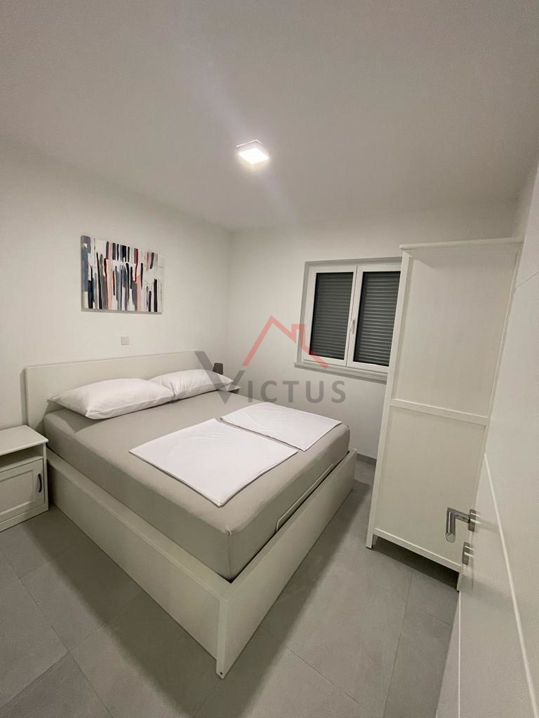 CRIKVENICA - 2 camere + soggiorno con angolo cottura, appartamento con piscina