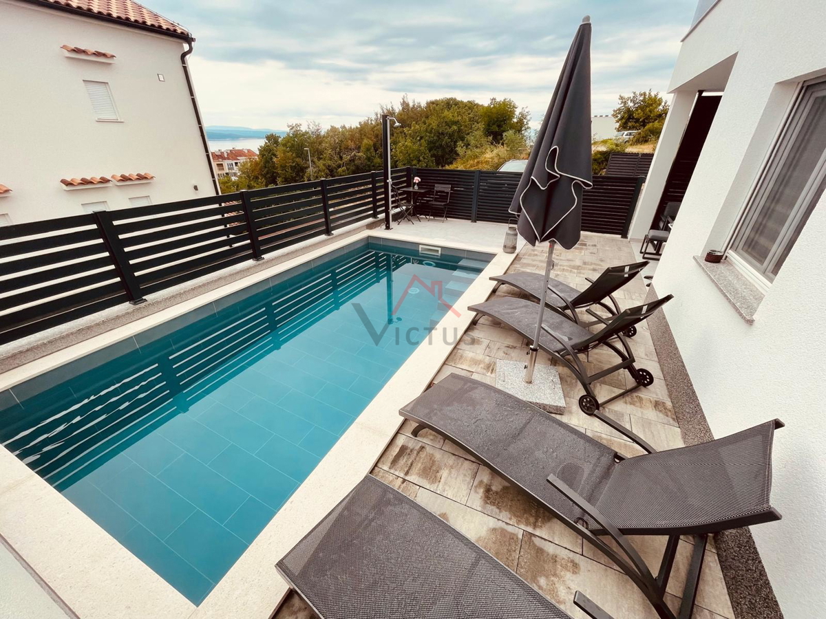 CRIKVENICA - 2 camere + soggiorno con angolo cottura, appartamento con piscina