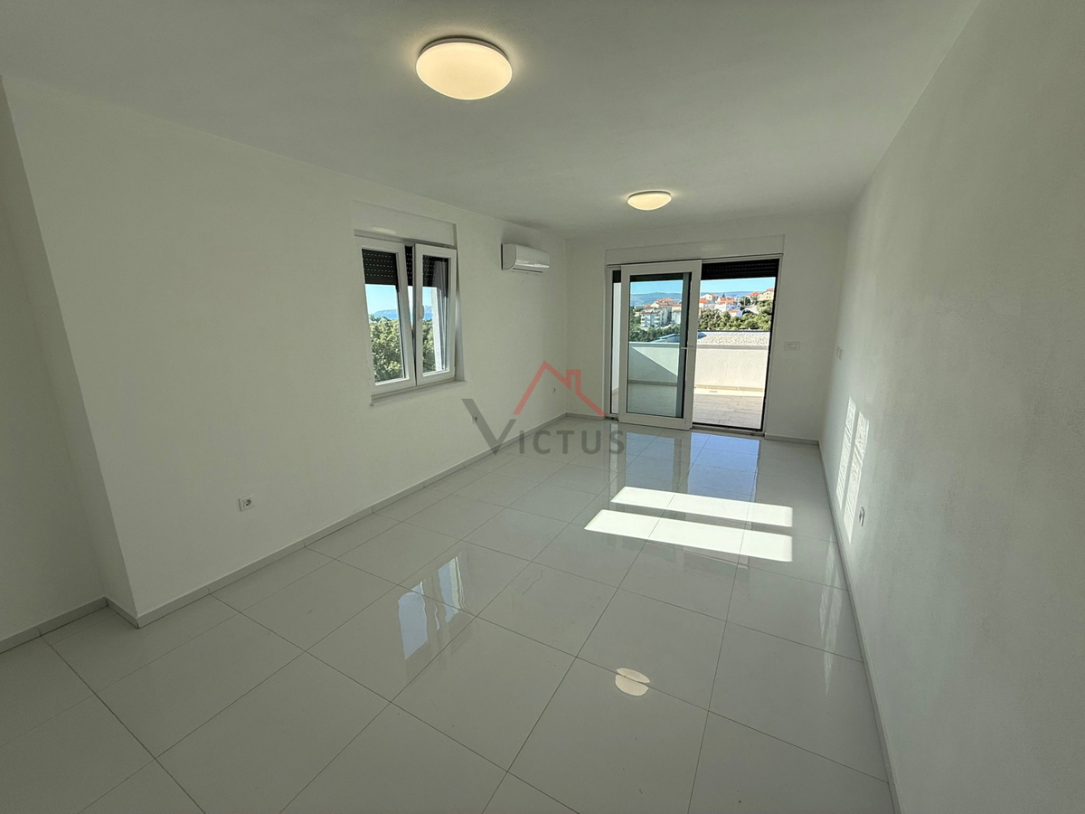 NOVI VINODOLSKI - 2S+DB, appartamento in nuova costruzione