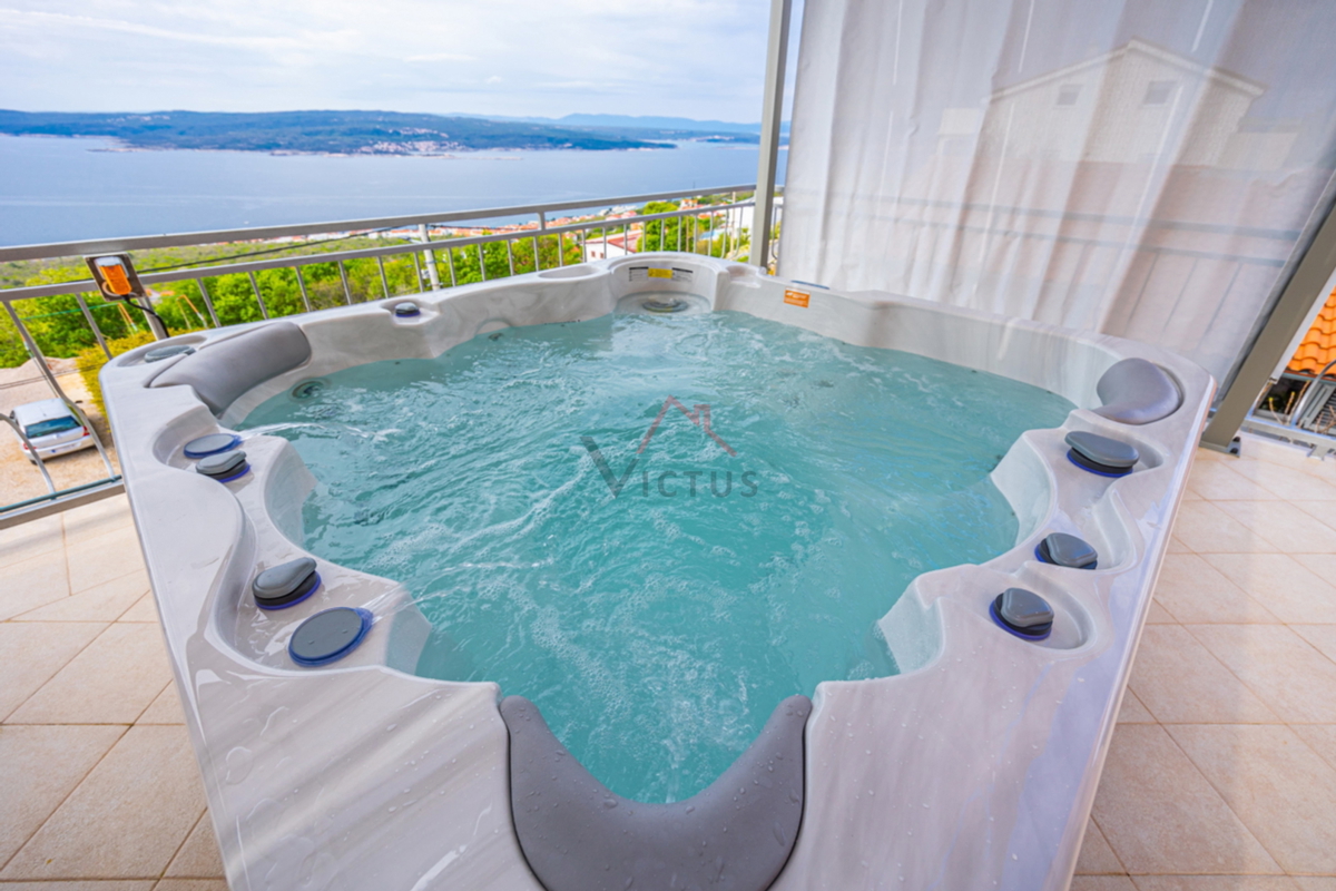 CRIKVENICA - Due case con piscina e uliveto