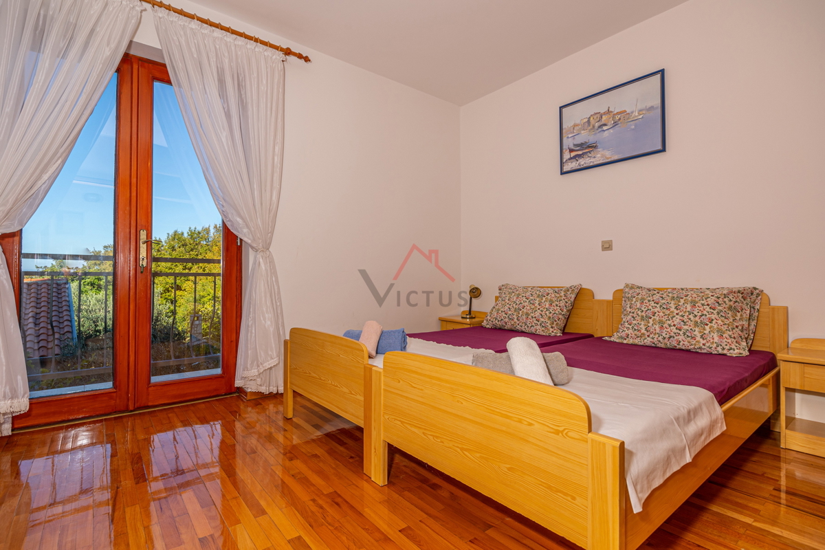 CRIKVENICA - Due case con piscina e uliveto