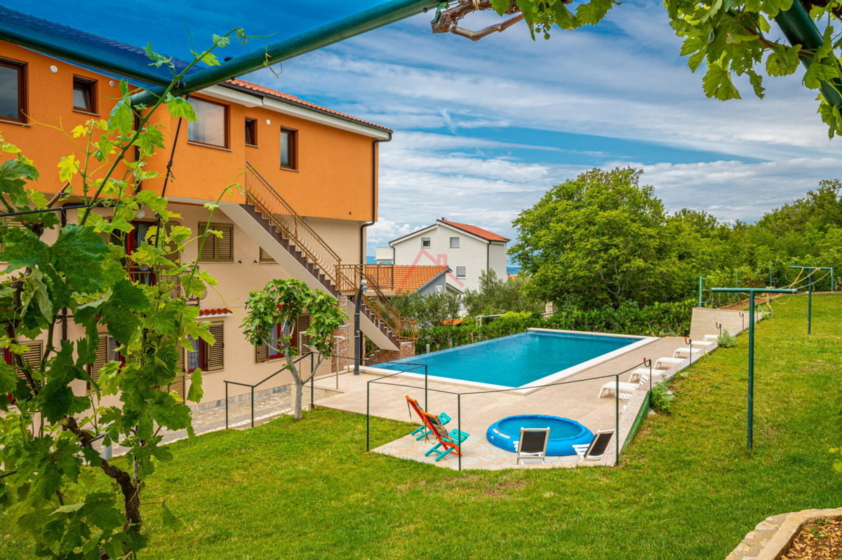 CRIKVENICA - Due case con piscina e uliveto