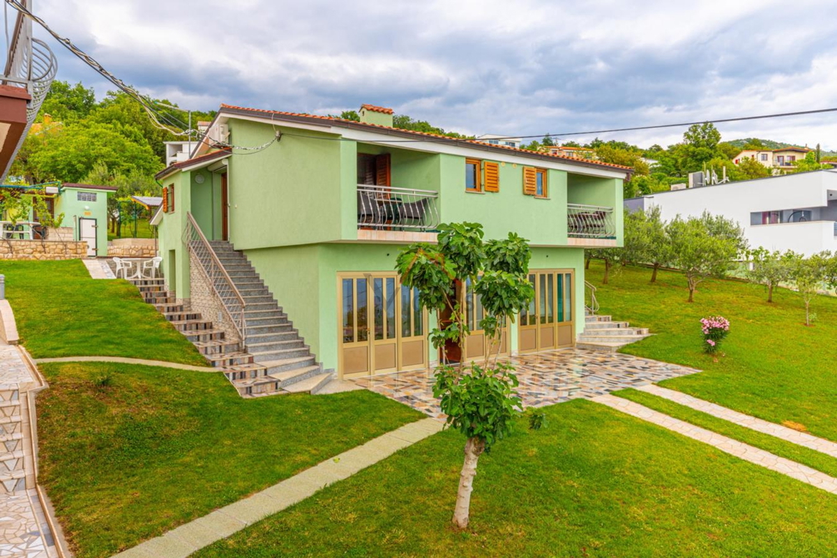 CRIKVENICA - Due case con piscina e uliveto