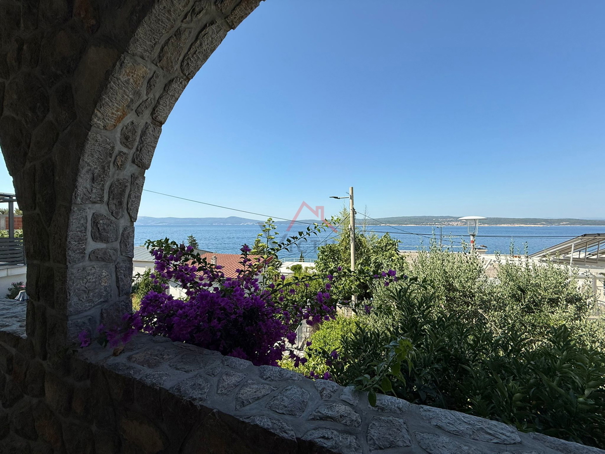 CRIKVENICA - 3 unità abitative, a 50 m dal mare