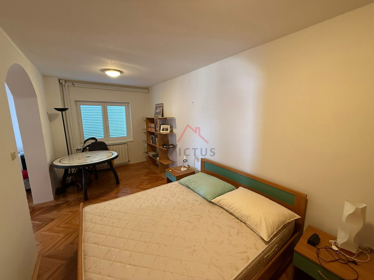 CRIKVENICA - 3 unità abitative, a 50 m dal mare