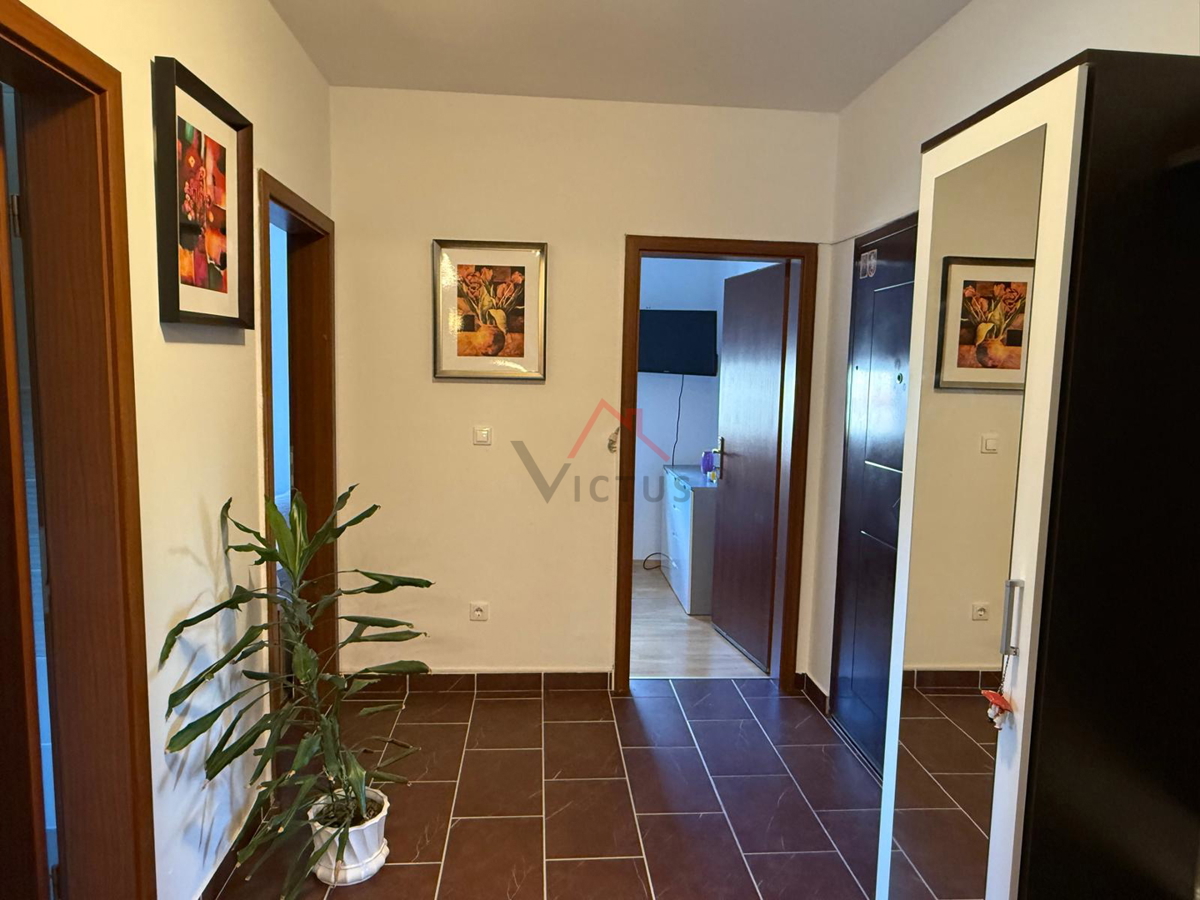 NOVI VINODOLSKI - appartamento in una posizione richiesta