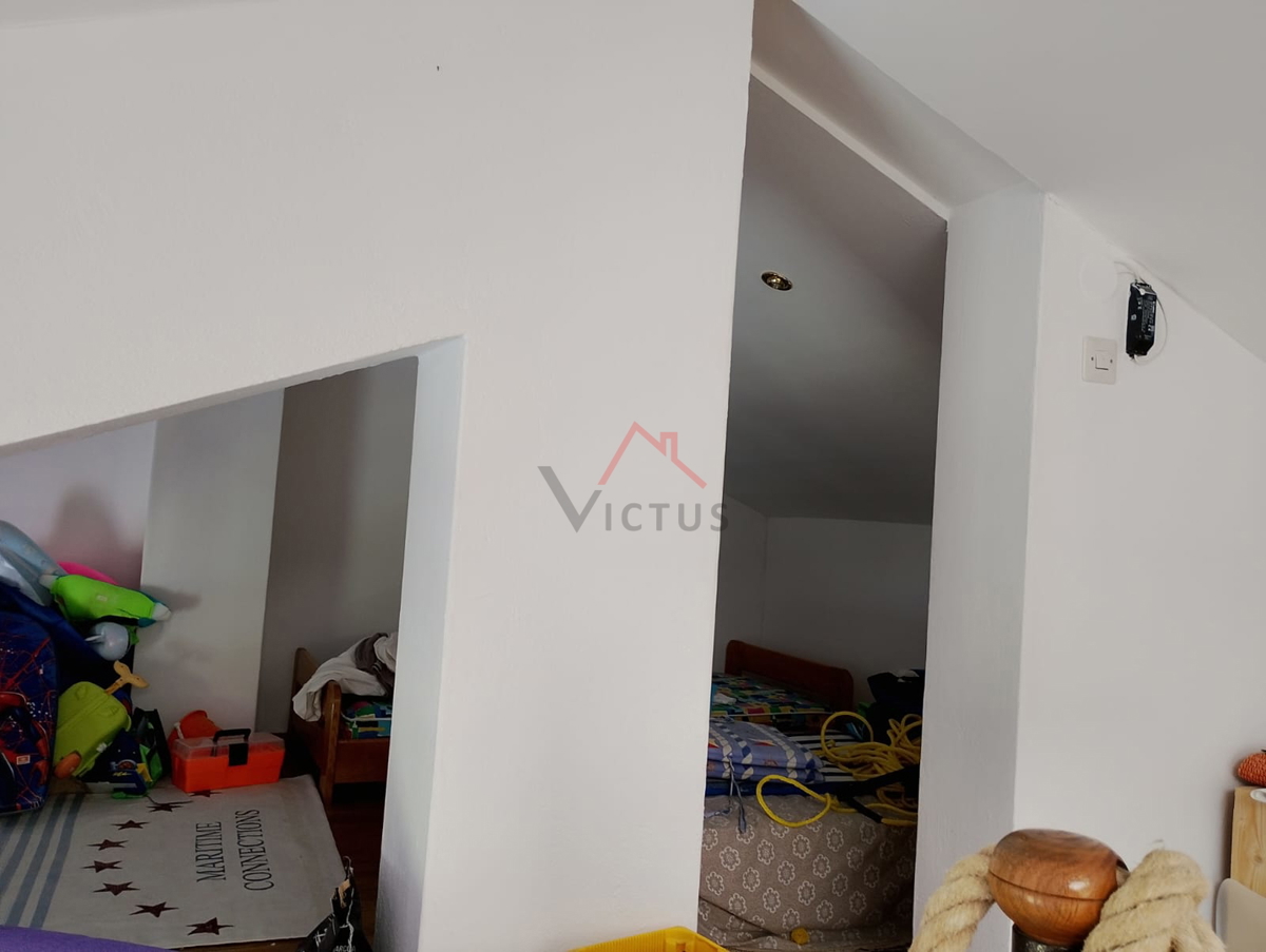 NOVI VINODOLSKI - 2S+DB, appartamento in posizione tranquilla, 66 m2
