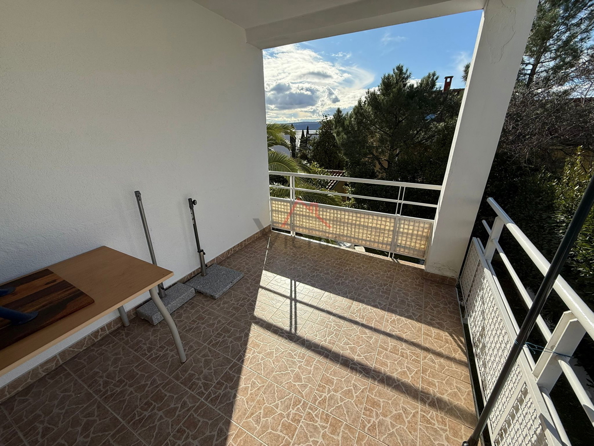 DRAMALJ - 2 camere + soggiorno, vicino al mare, 52 m2
