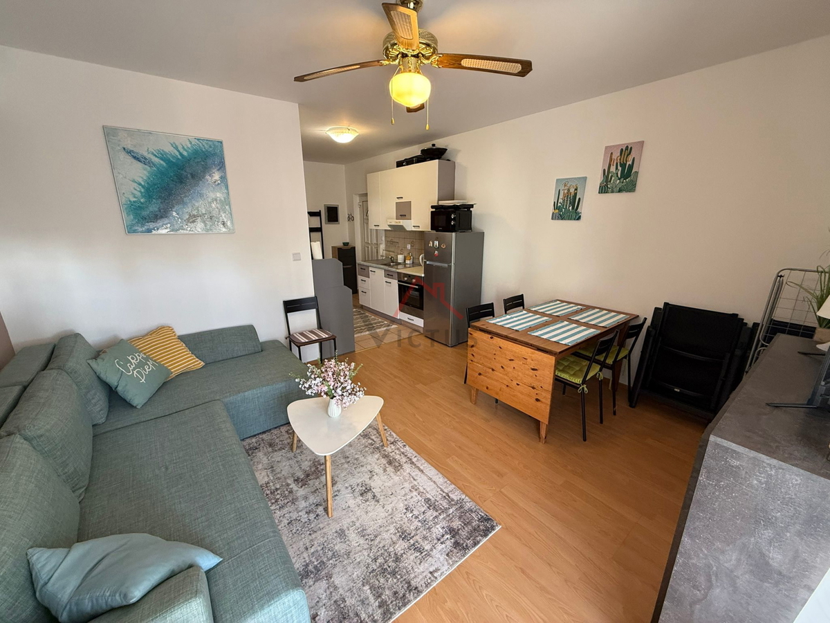 DRAMALJ - 2 camere + soggiorno, vicino al mare, 52 m2