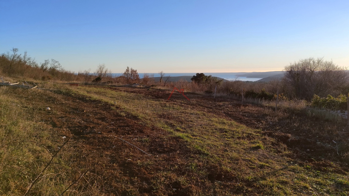 Sveti Lovreč Labinski - bellissimo terreno edificabile con vista mare