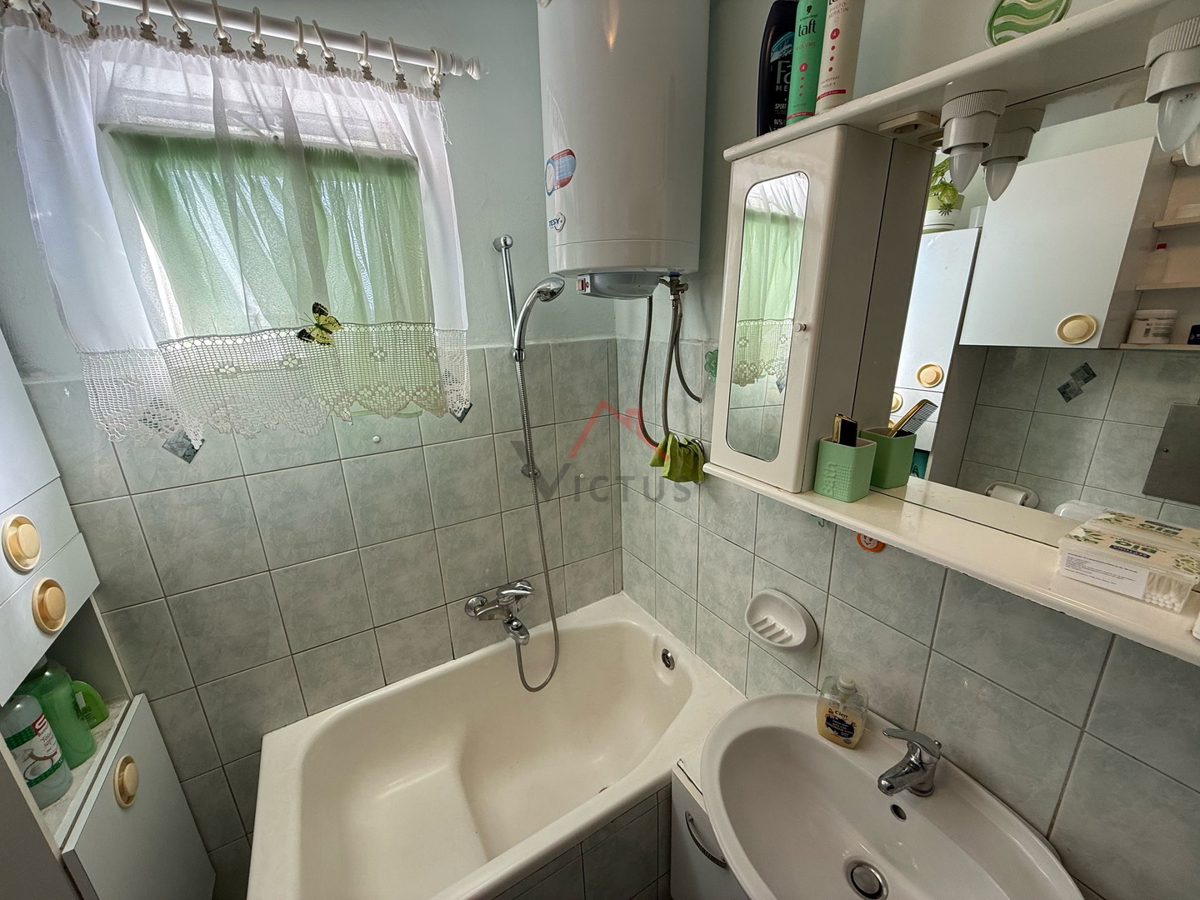 CRIKVENICA - 2S+DB, appartamento con vista aperta sul mare