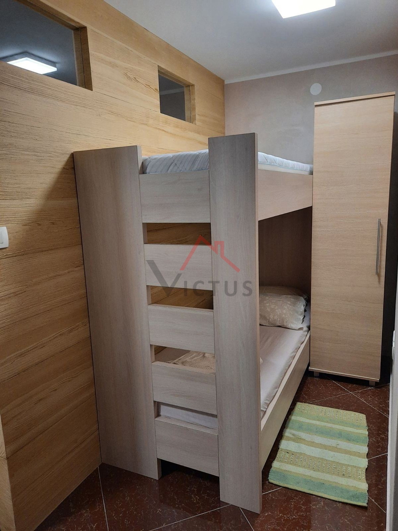 NOVI VINODOLSKI - Appartamento al piano terra, 51 m2