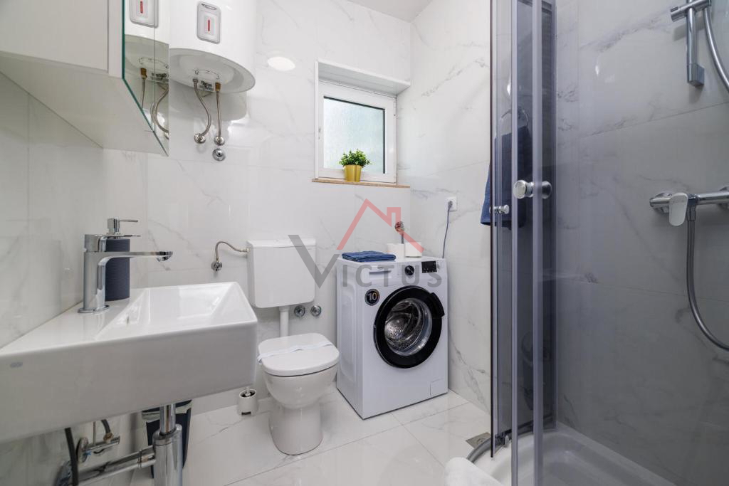 DRAMALJ - Casa indipendente con 6 appartamenti