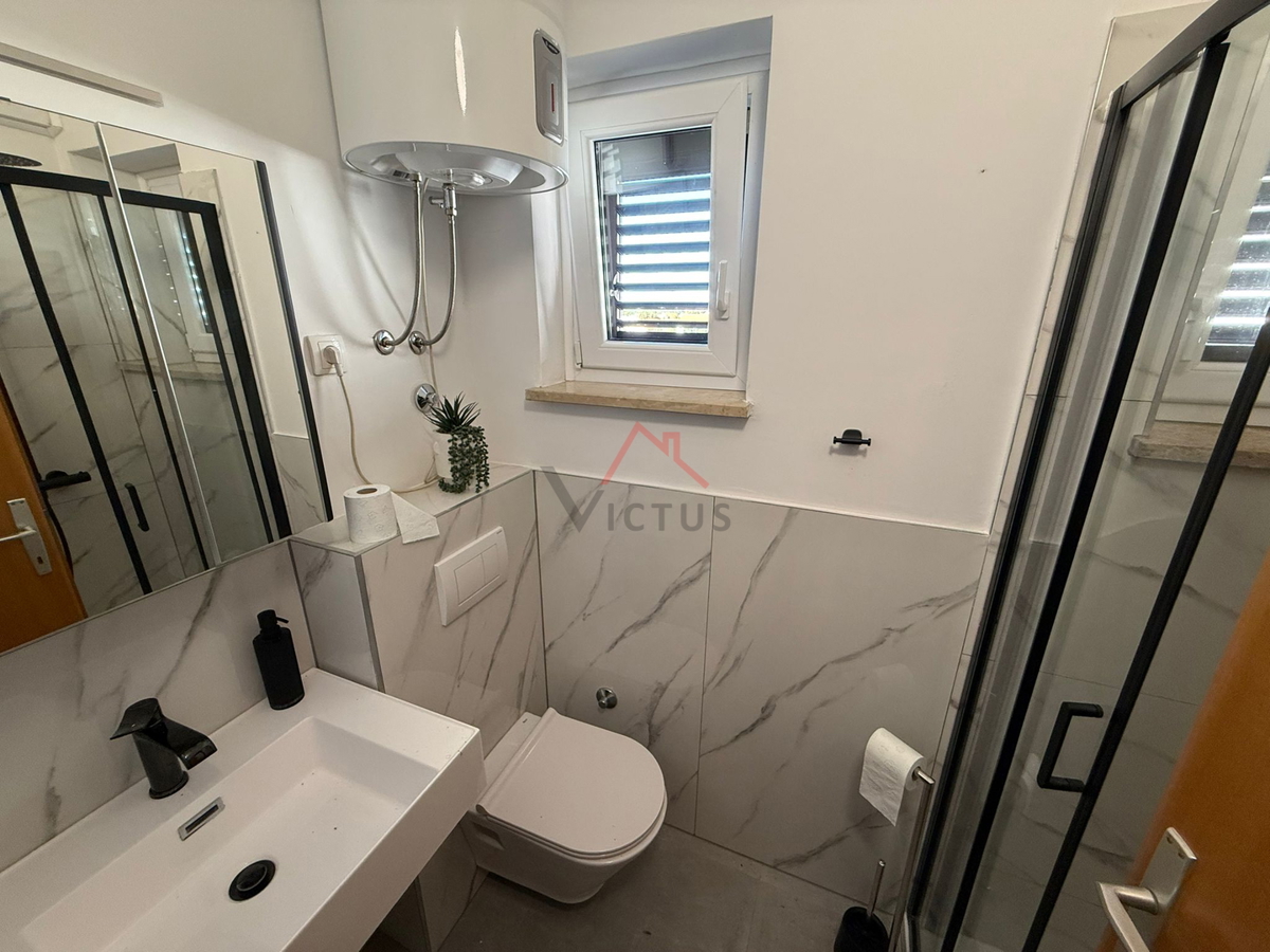 JADRANOVO - Casa indipendente con 3 appartamenti e garage