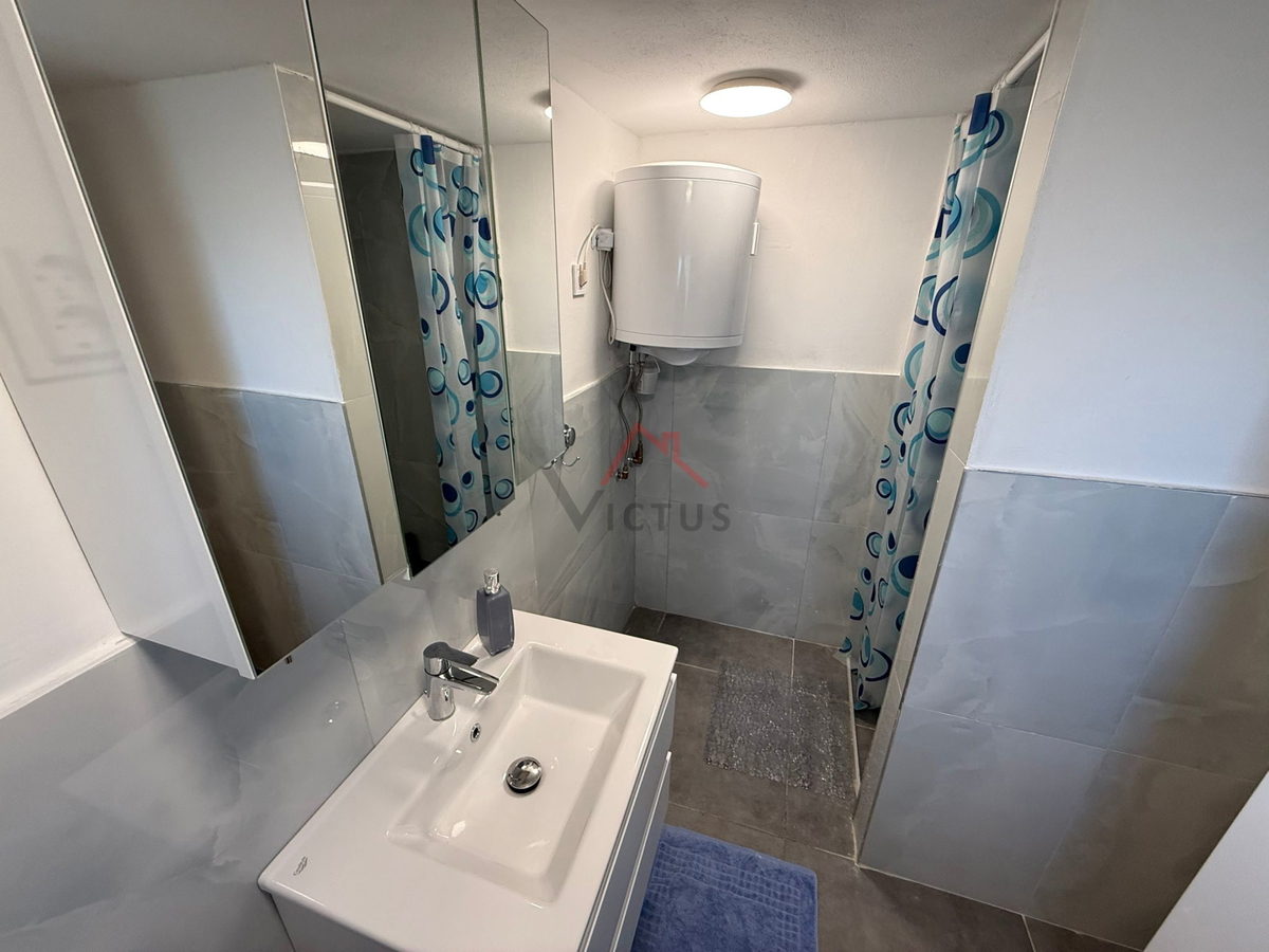 JADRANOVO - Casa indipendente con 3 appartamenti e garage