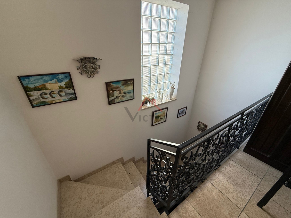 JADRANOVO - Casa indipendente con 3 appartamenti e garage