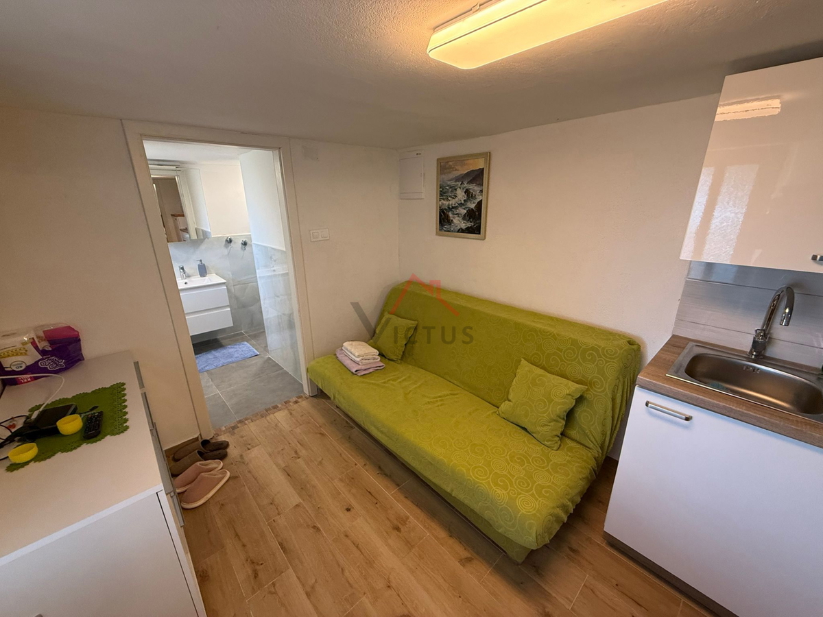 JADRANOVO - Casa indipendente con 3 appartamenti e garage