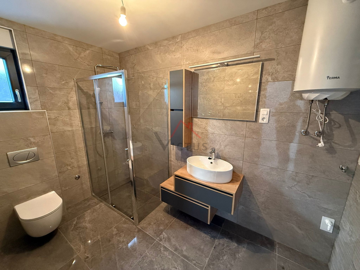 DRAMALJ, appartamento su due livelli in edificio di nuova costruzione