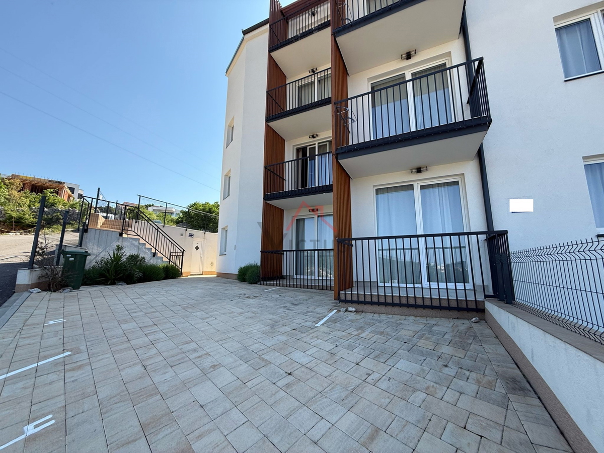 CRIKVENICA - 4 appartamenti in una nuova costruzione di fila