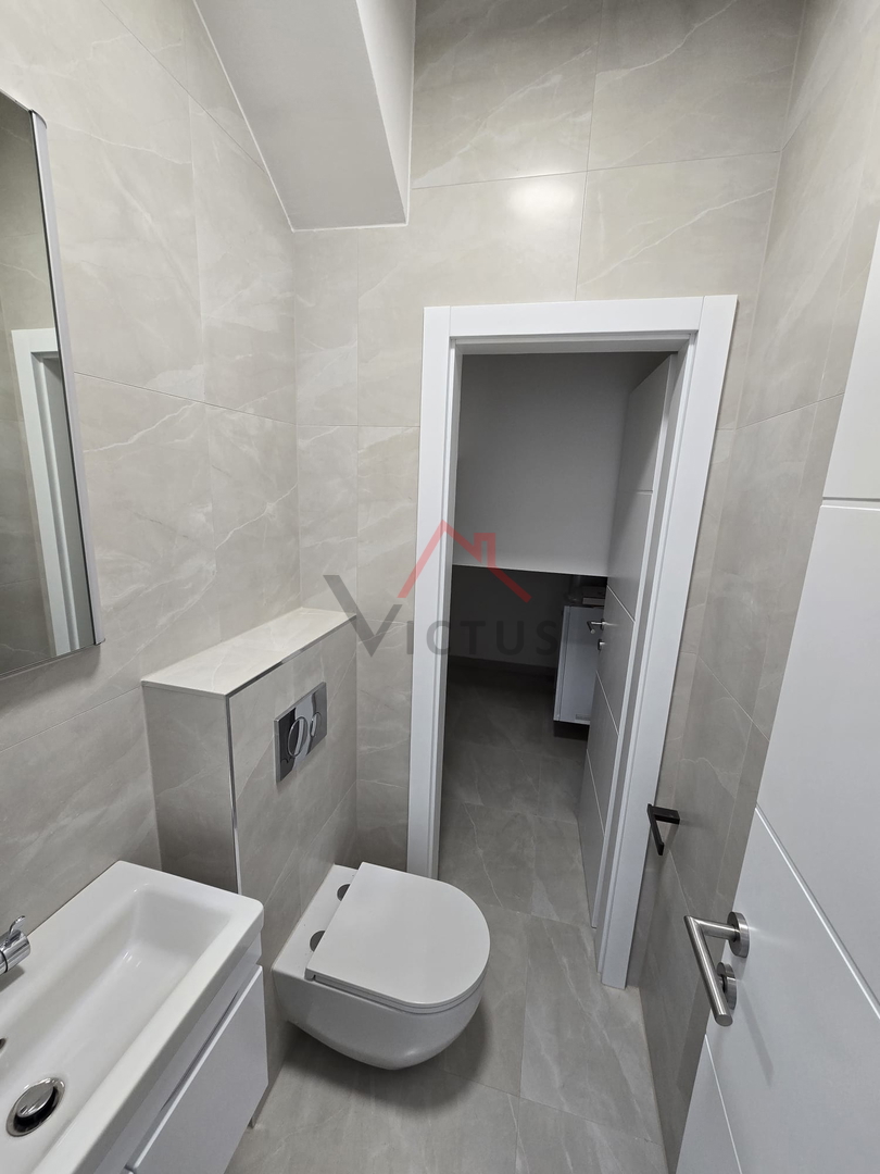 CRIKVENICA - 2 camere da letto + bagno, piano terra, 72 m2