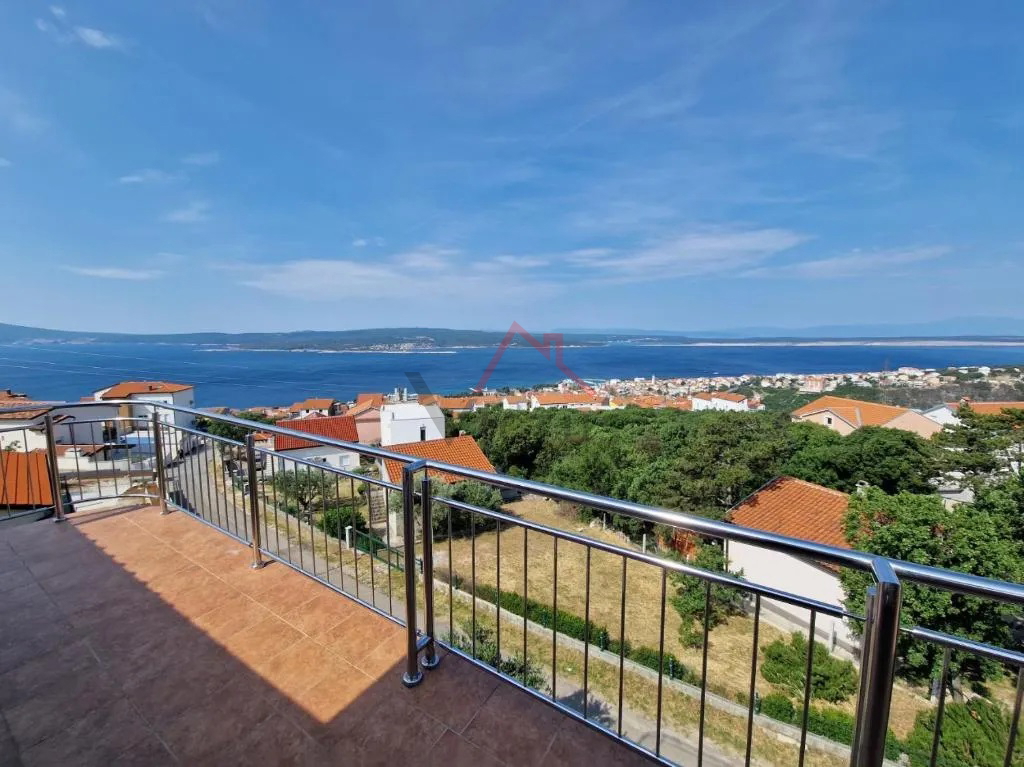 CRIKVENICA - 2 camere da letto, appartamento con balcone e vista aperta sul mare, 95 m2