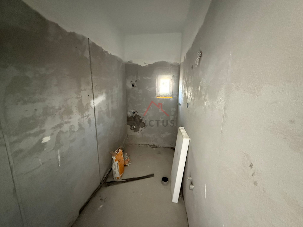 CRIKVENICA - 1S+DB, appartamento con terrazza, 34 m2