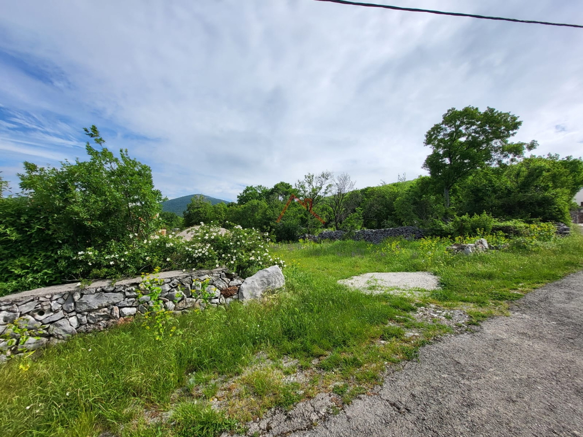 JAKOV POLJE - Terreno edificabile con progetto, 838 m2