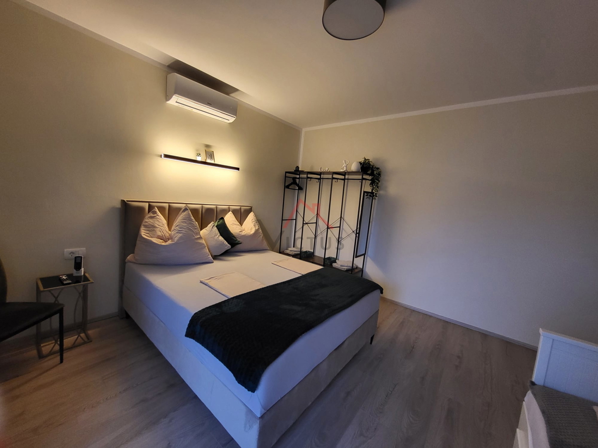 JADRANOVO - appartamento con garage e giardino