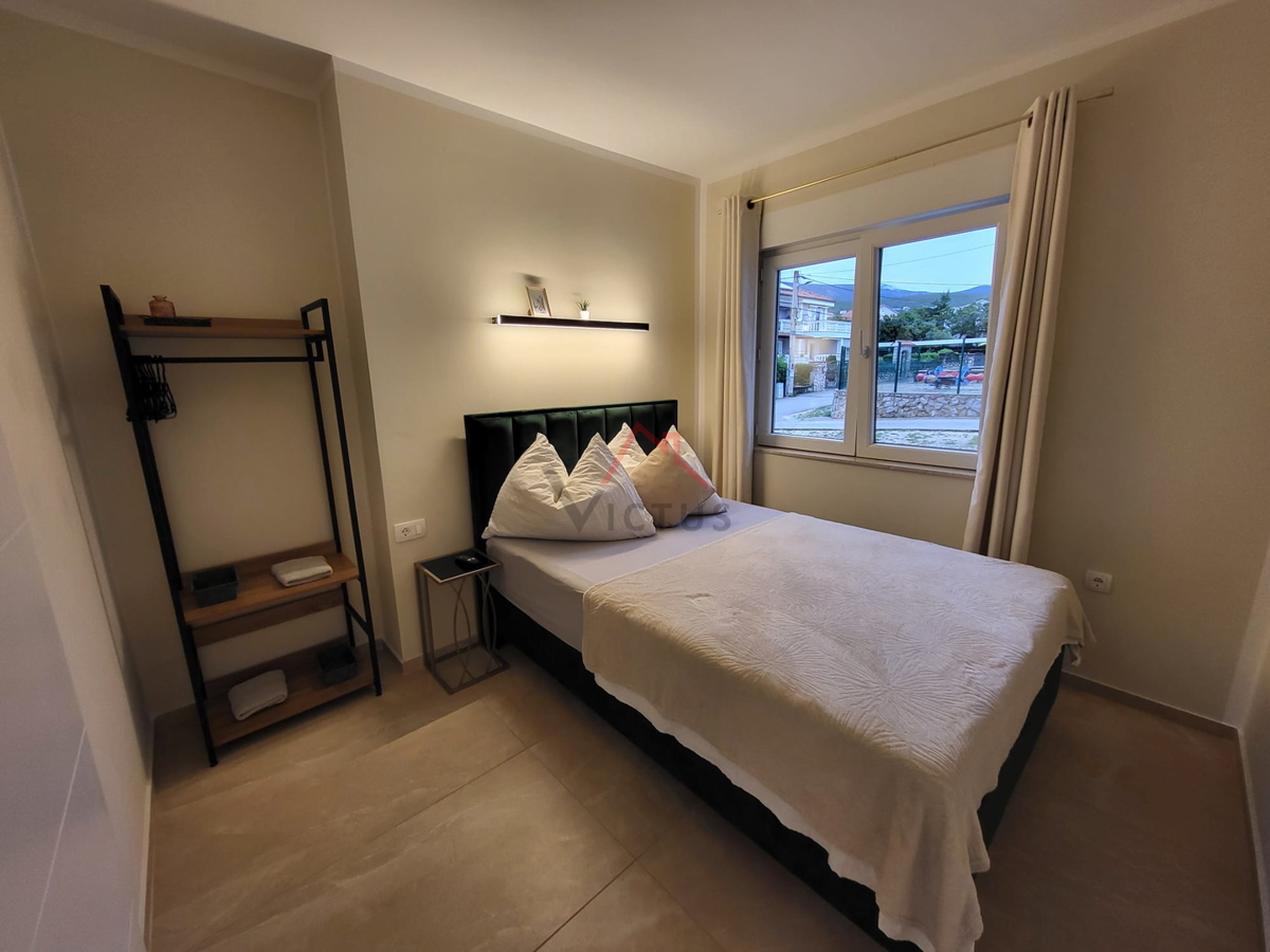 JADRANOVO - appartamento con garage e giardino