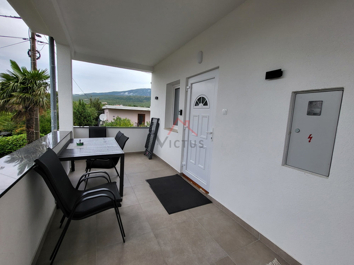 JADRANOVO - appartamento con garage e giardino