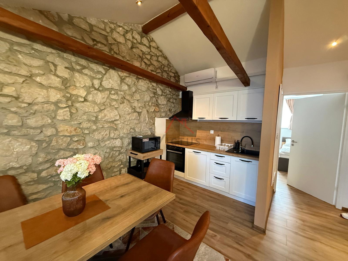 CRIKVENICA - 1S+DB, appartamento a soli 150 m dal mare