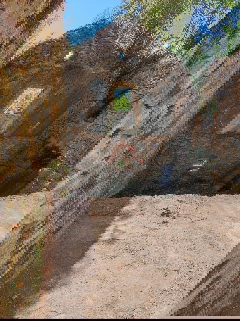 HRELJIN - Rudere con vista mare