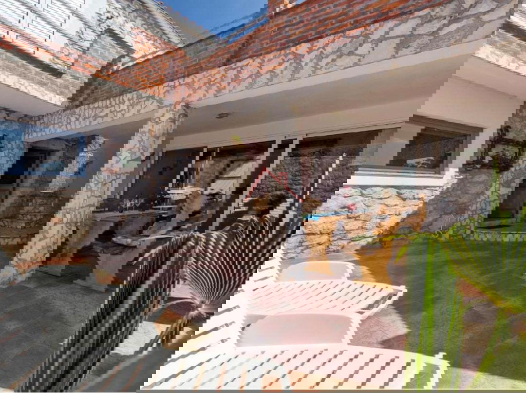 CRIKVENICA - Casa in pietra con vista panoramica sul mare