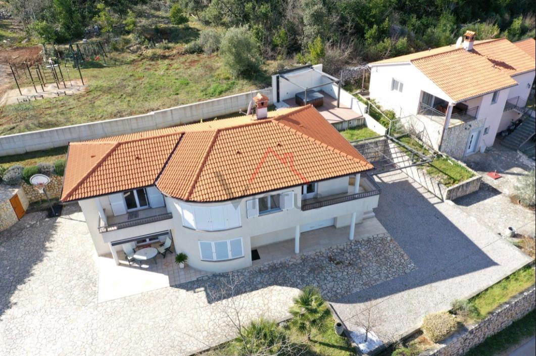 DRENJE - casa bifamiliare con vista mare