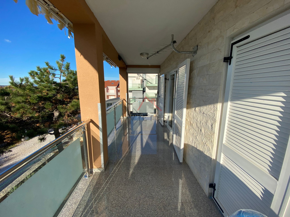 SELCE - 2 camere da letto, appartamento con terrazzo e vista mare, 60 m2 ​