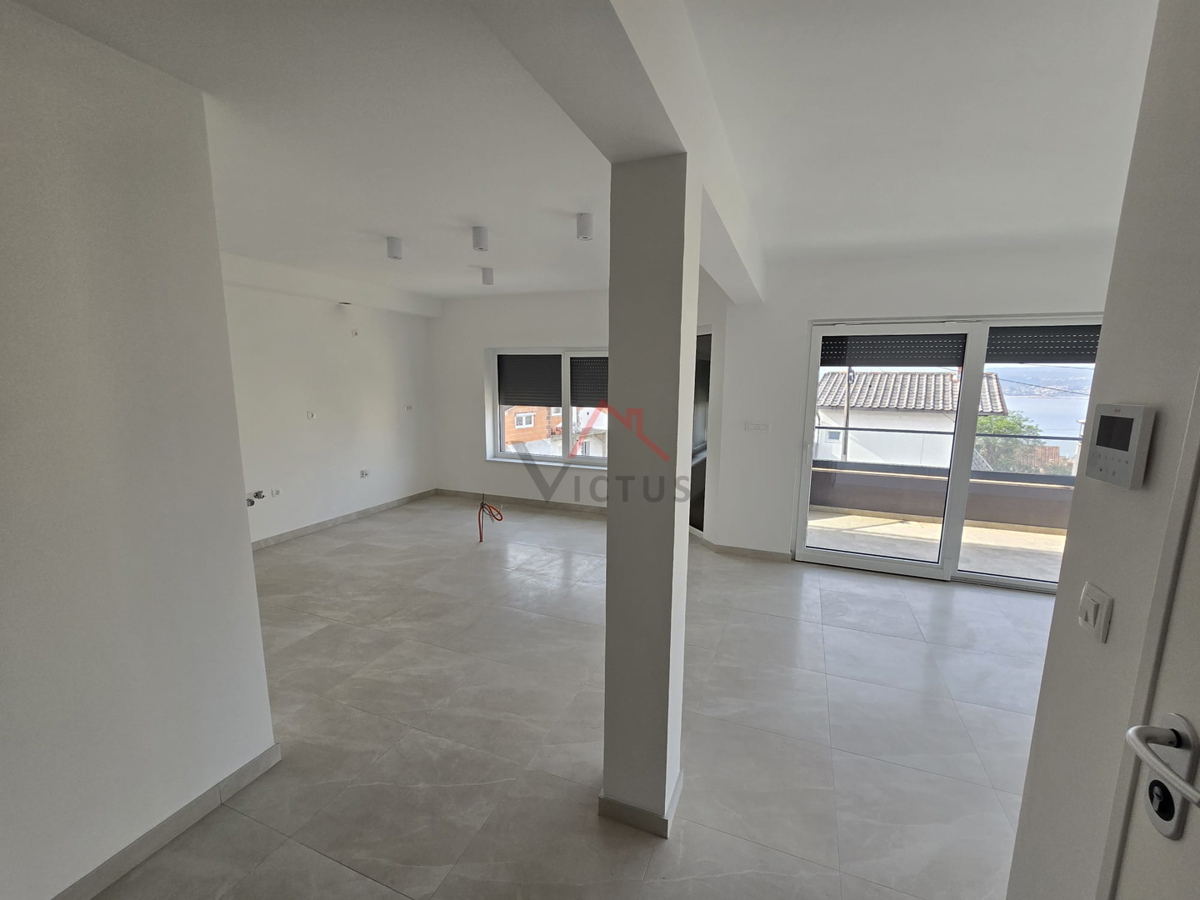 CRIKVENICA - 2 camere da letto + bagno, primo piano, 71 m2