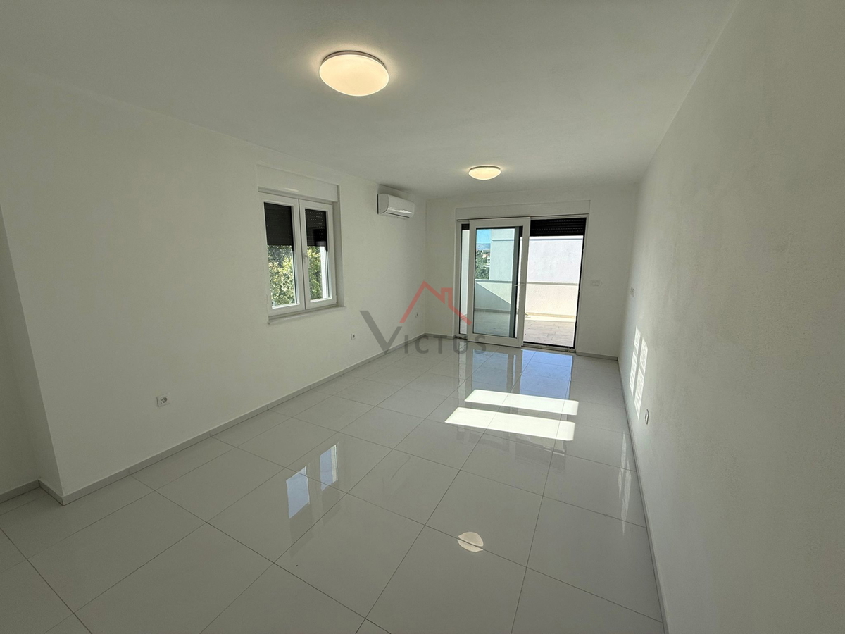 NOVI VINODOLSKI - 2S+DB, appartamento in nuova costruzione